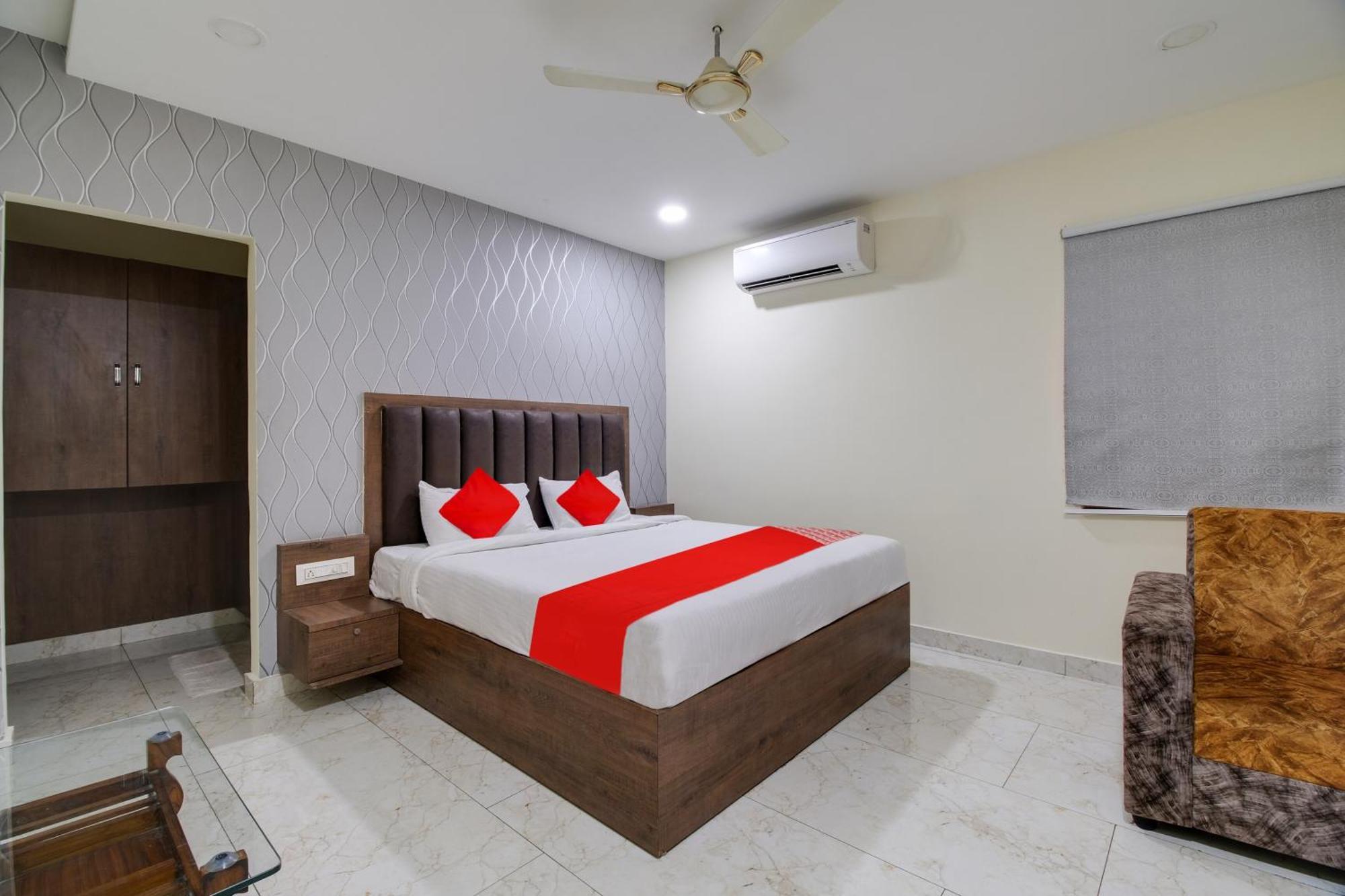 Hotel O Elite Fortune Inn คุนตูร์ ภายนอก รูปภาพ